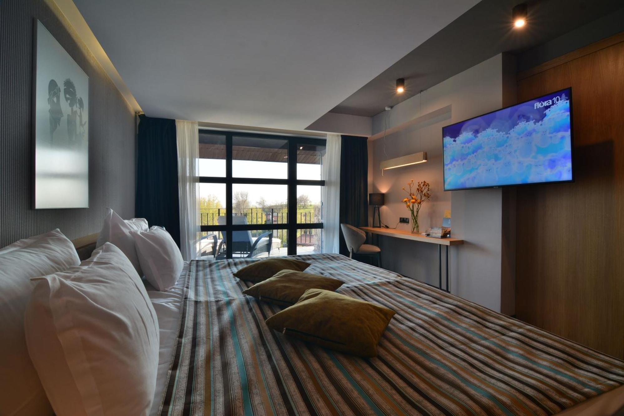 Boutique Hotel By Blacksearama Baltsjik Eksteriør bilde
